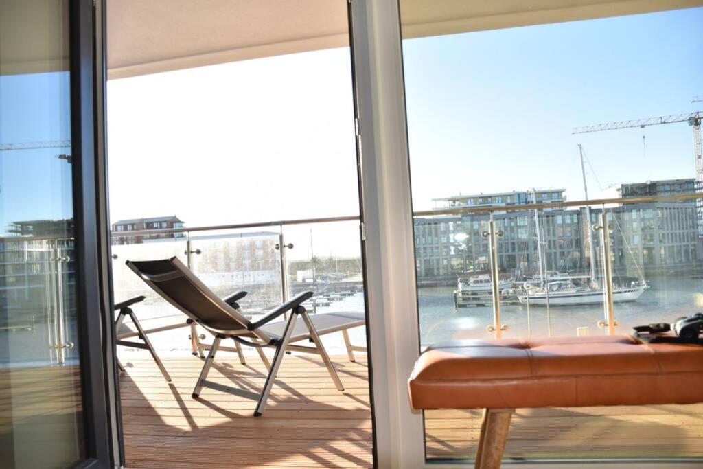 Loft Port Marina 26 Apartment Bremerhaven Bagian luar foto